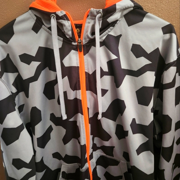 XERSION GRAY BLACK AND ORANGE CAMO FULL ZIP HOODIE-SIZE XL- UNISEX - Picture 6 of 7